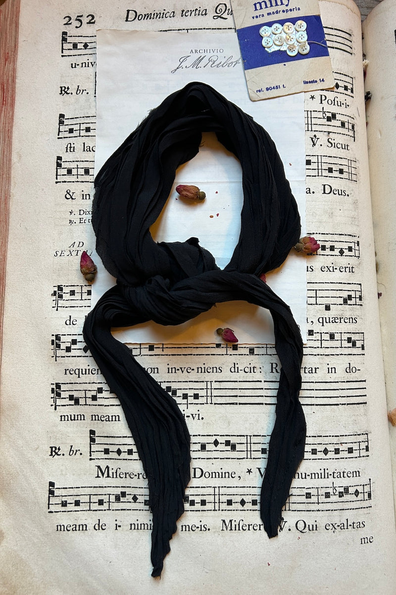 PLEATED TESCHIO FOULARD