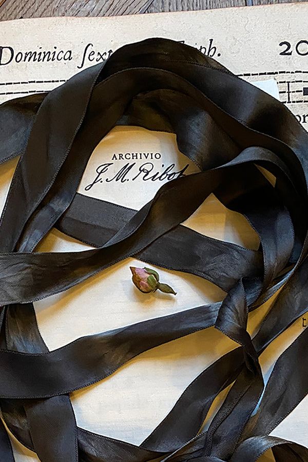 OLD TIE RIBBON