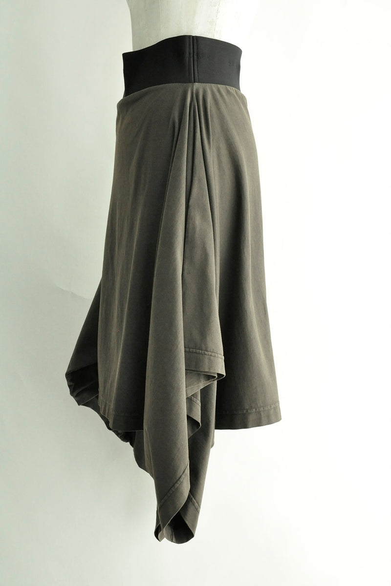 PIVOTE T-SHITS SKIRT