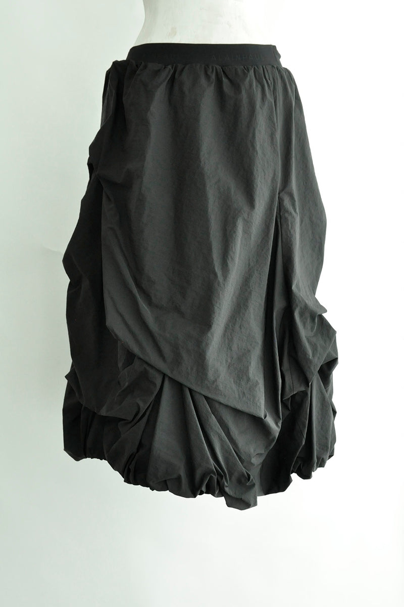MOVEMENT A-LINE SKIRT