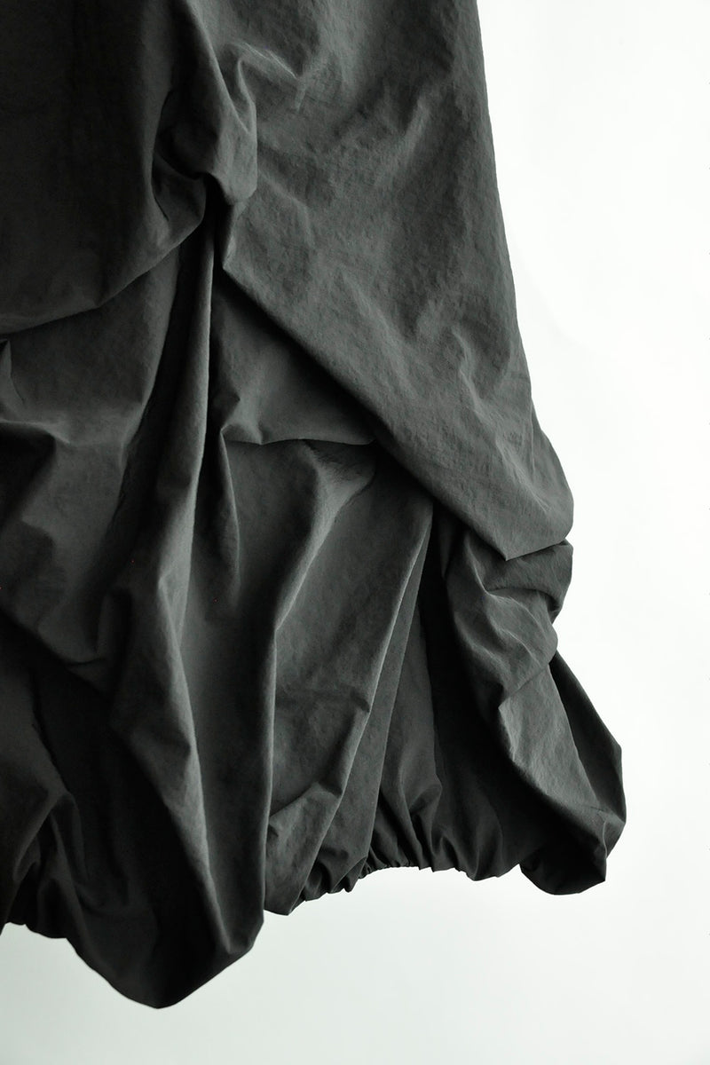 MOVEMENT A-LINE SKIRT
