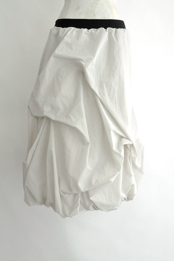 MOVEMENT A-LINE SKIRT