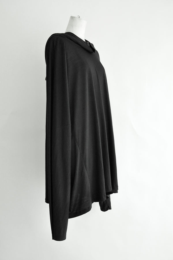 HOODED TUNIC