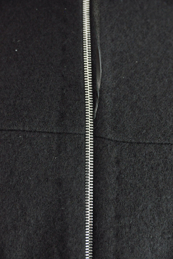 ZIPPED TALL COLLAR SHIRT