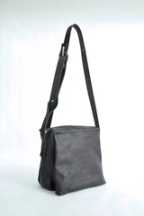 2 POCKETS MESSENGER BAG 20 - BLACK
