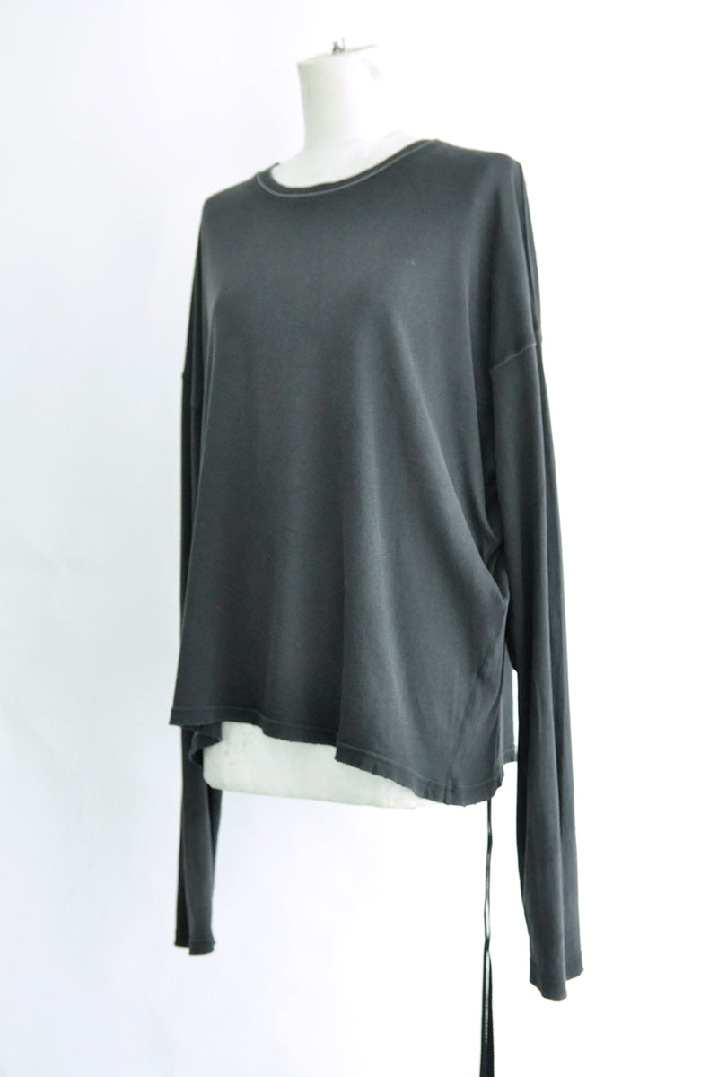 EMIL RELAX FIT LONG SLEEVE BOXY T-SHIRT WITH "INFINITY FEATHERS"