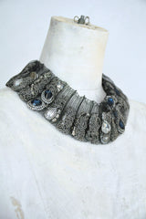 KNITTED NECKLACE