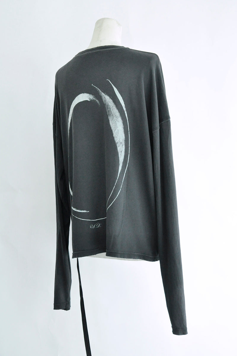 EMIL RELAX FIT LONG SLEEVE BOXY T-SHIRT WITH "INFINITY FEATHERS"