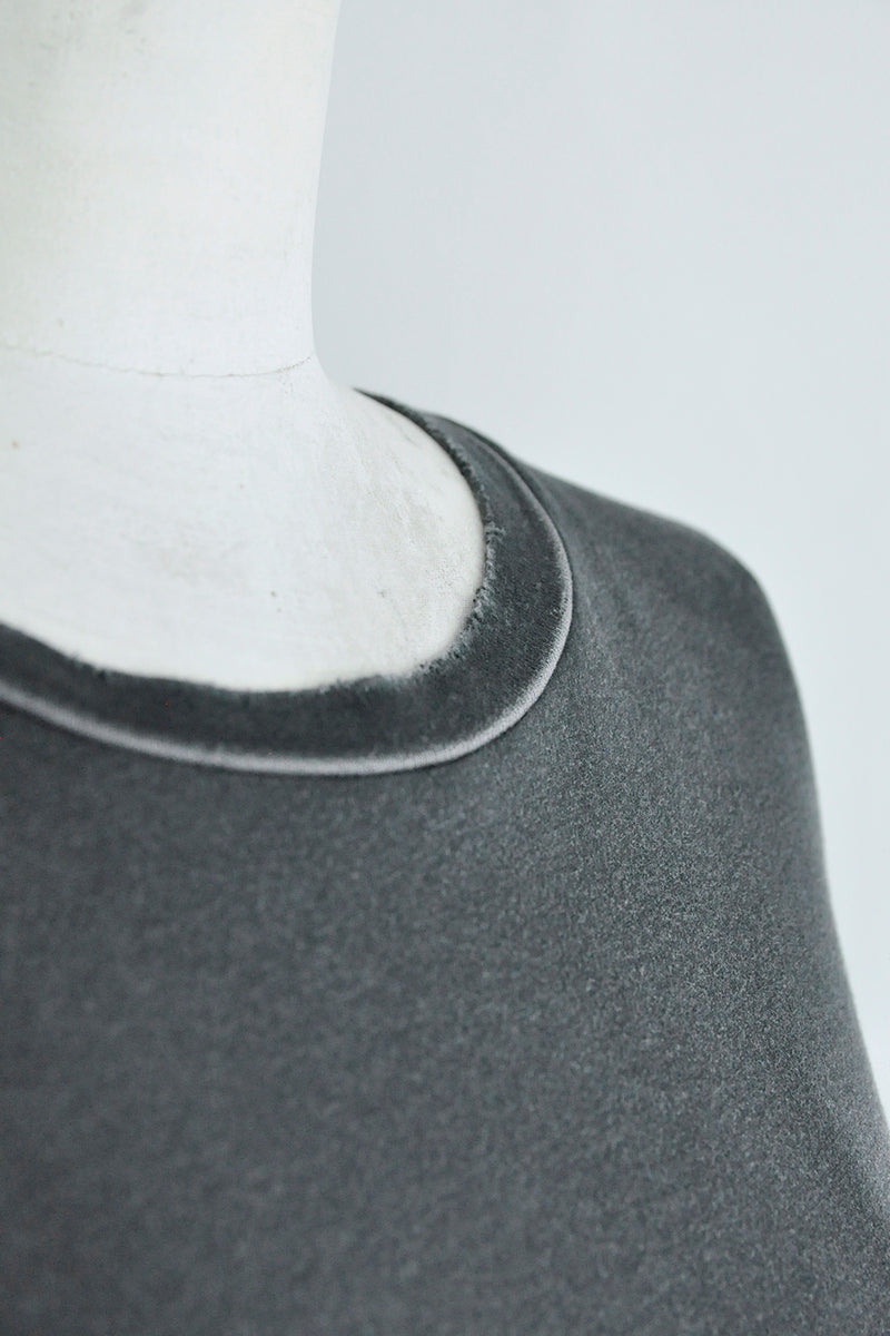 EMIL RELAX FIT LONG SLEEVE BOXY T-SHIRT WITH "INFINITY FEATHERS"