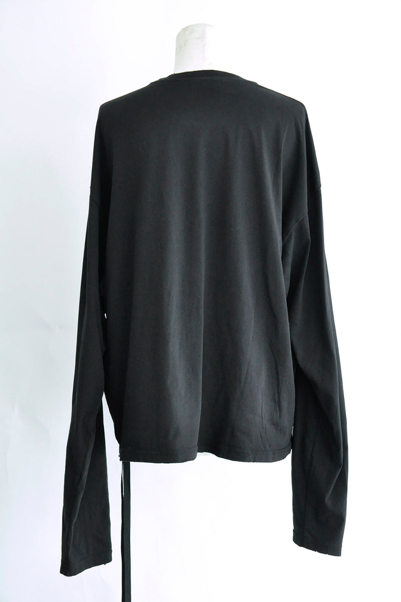 EMIL RELAX FIT LONG SLEEVE BOXY T-SHIRT WITH "THE STRANGER"