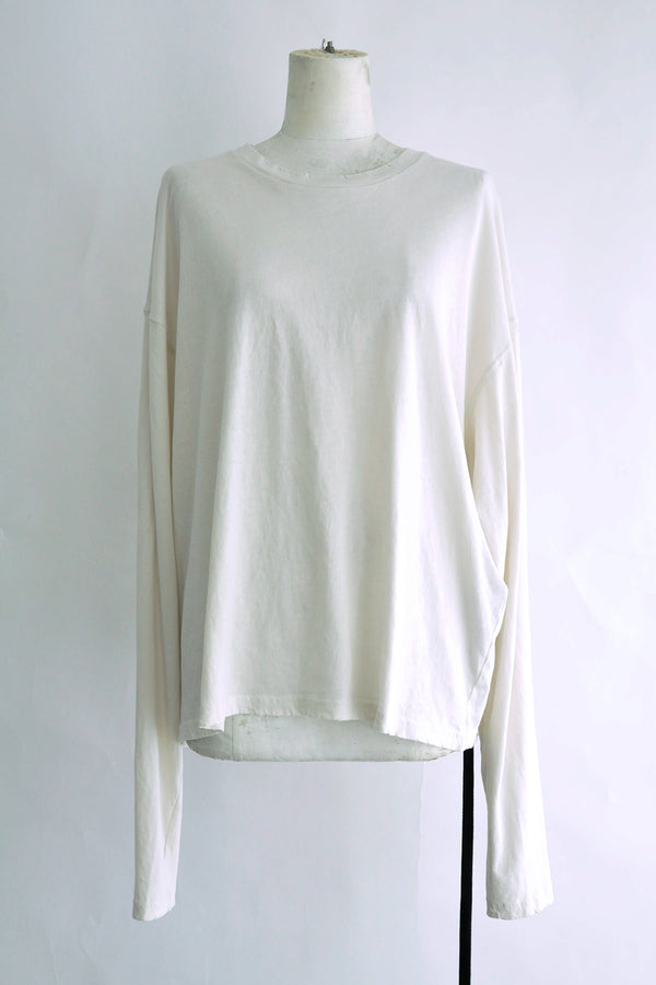 EMIL RELAX FIT LONG SLEEVE BOXY T-SHIRT WITH "INFINITY FEATHERS"