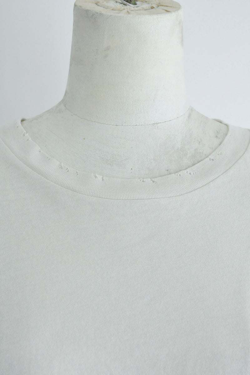 EMIL RELAX FIT LONG SLEEVE BOXY T-SHIRT WITH "INFINITY FEATHERS"