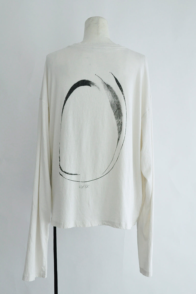 EMIL RELAX FIT LONG SLEEVE BOXY T-SHIRT WITH "INFINITY FEATHERS"