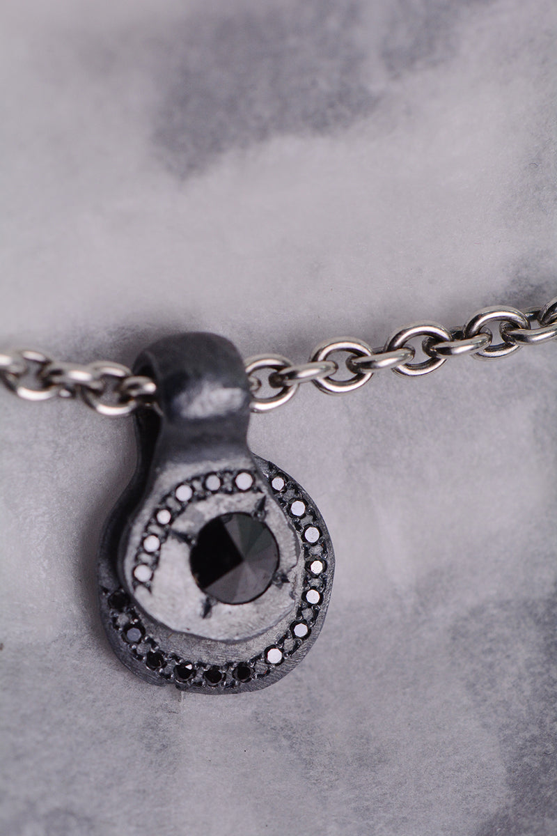 DARK VESTA NECKLACE