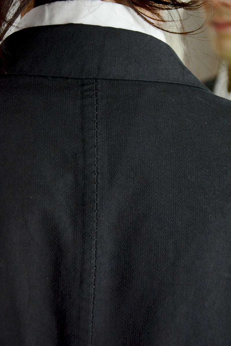 OBJECT DYED UNLINED, VISIBLE MELTLOCK, 1 BUTTON JACKET