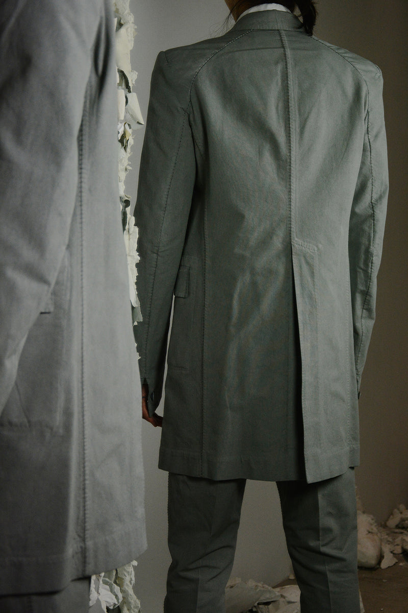OBJECT DYED UNLINED, VISIBLE MELTLOCK, ELONGATED 2 BUTTON JACKET