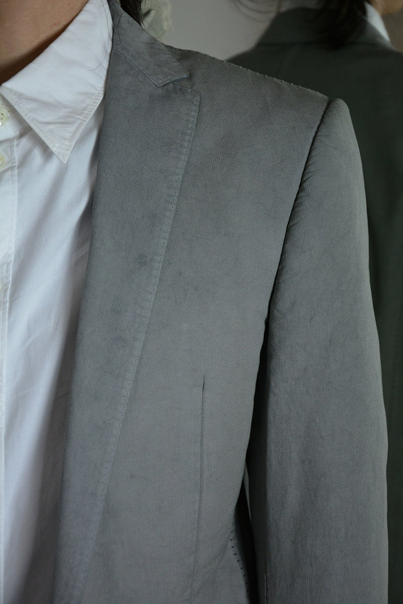 OBJECT DYED UNLINED, VISIBLE MELTLOCK, 1 BUTTON JACKET