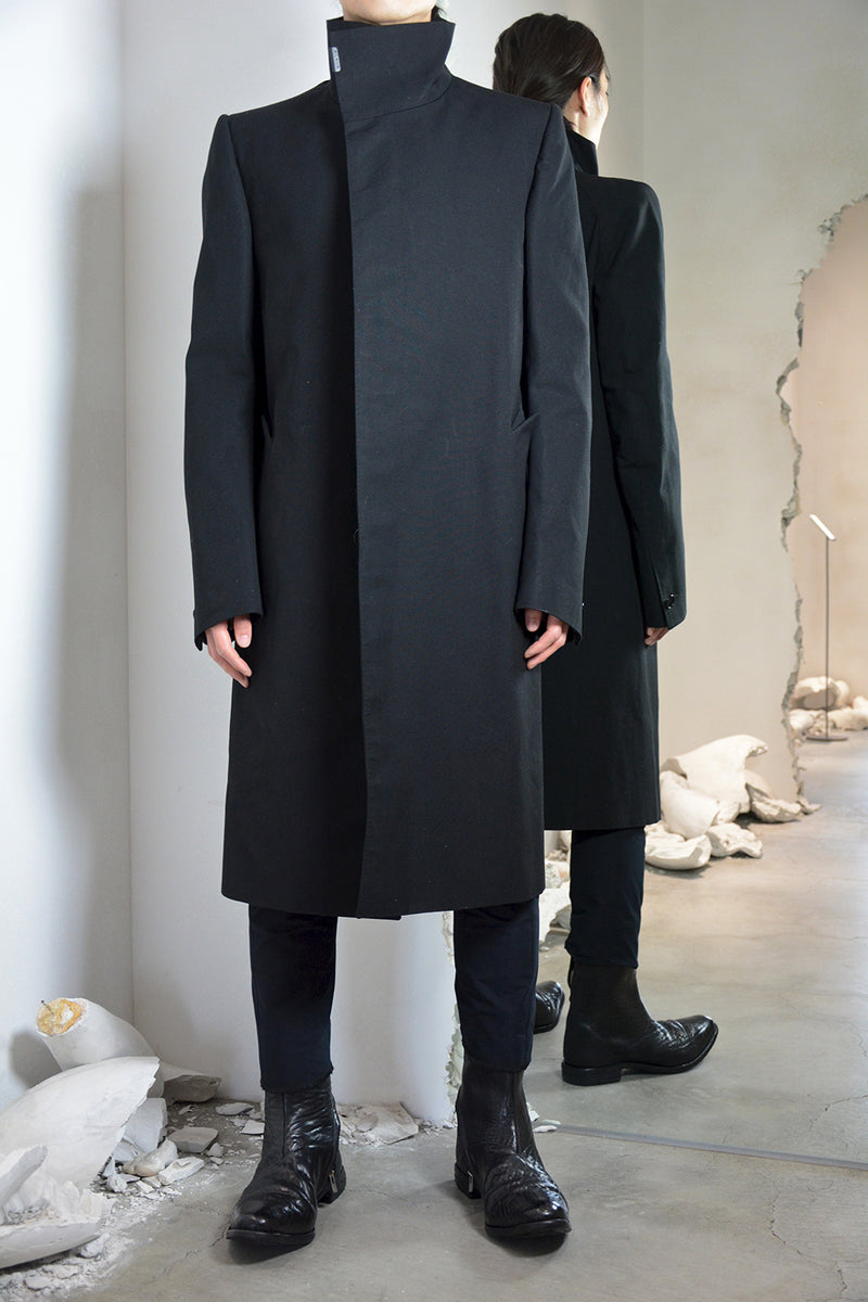 BACK RAGLAN HIGH NECK LINED COAT