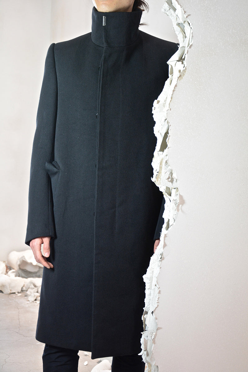 BACK RAGLAN HIGH NECK LINED COAT