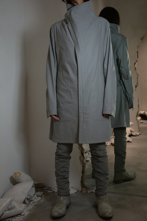 STIRRED, CHAIN SEAM, PROSTHETIC ELBOW BUTTON-DOWN COLLAR PARKA