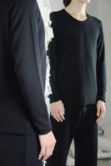 ROUND NECK ARCHED SHOULDER SWEATER