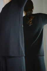 ROUND NECK ARCHED SHOULDER SWEATER