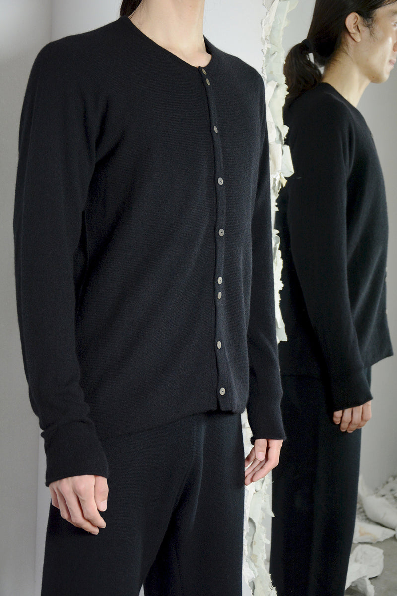 MANDARIN COLLAR ARCHED SHOULDER SHIRTS