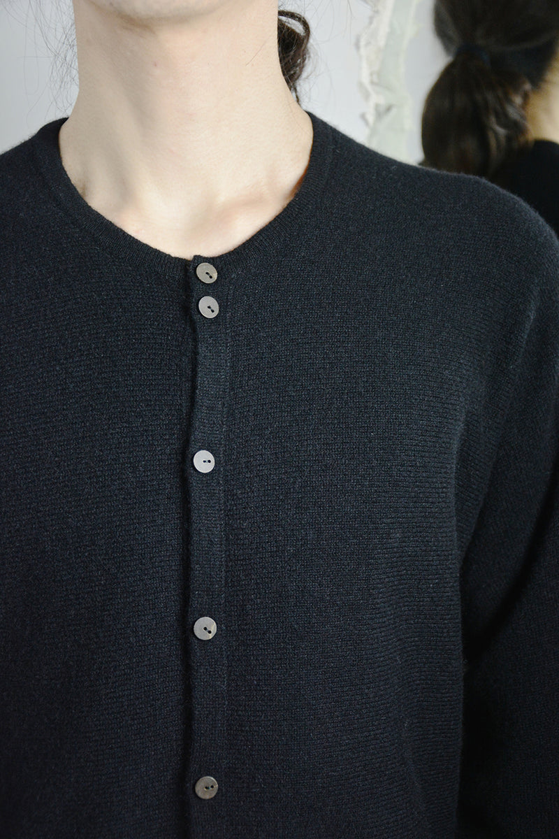 MANDARIN COLLAR ARCHED SHOULDER SHIRTS