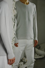 ROUND NECK ARCHED SHOULDER SWEATER