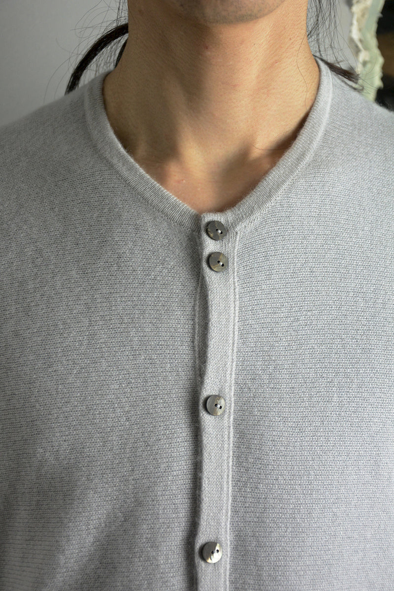 MANDARIN COLLAR ARCHED SHOULDER SHIRTS