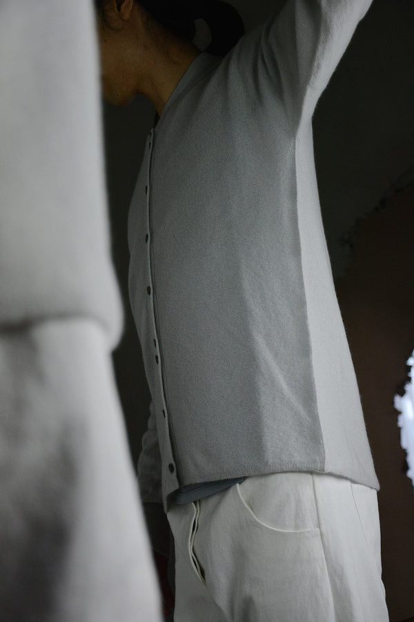 MANDARIN COLLAR ARCHED SHOULDER SHIRTS