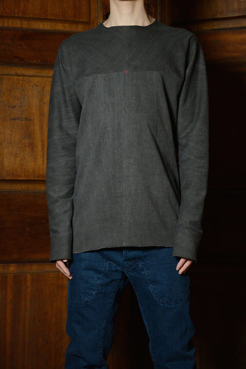 ONE-PIECE LONG SLEEVE T-SHIRT / CARBON
