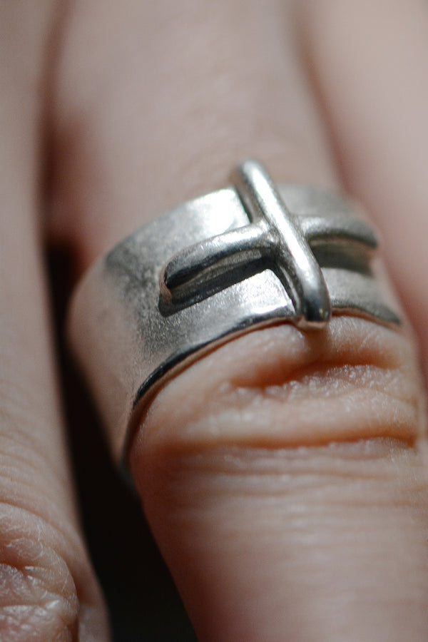 THICK SILVER STITCHED CROSS RING