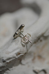CROSS STOP EARRING
