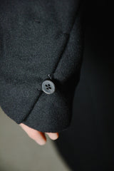 MEDIUM FIT STRAIGHT COAT