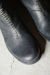 SHORT BACK ZIPPER BOOT W/MULTIPLE SILVER STAPE