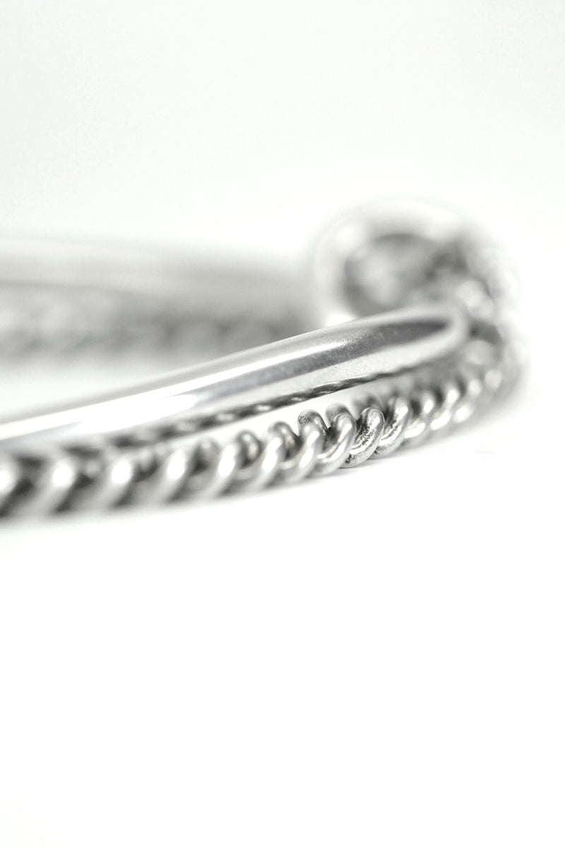 VOKKO IRREGULAR BANGLE WITH CHAIN