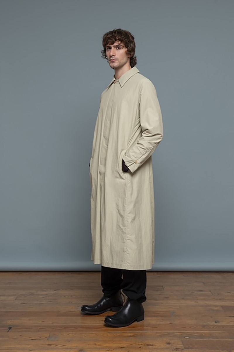 MEDIUM FIT STRAIGHT COAT