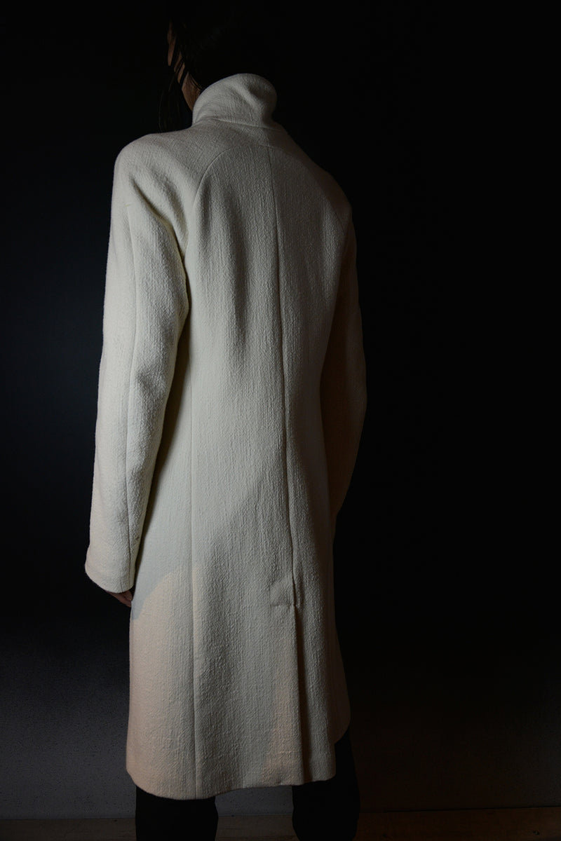 RAGLAN 5 BUTTON FITTED COAT