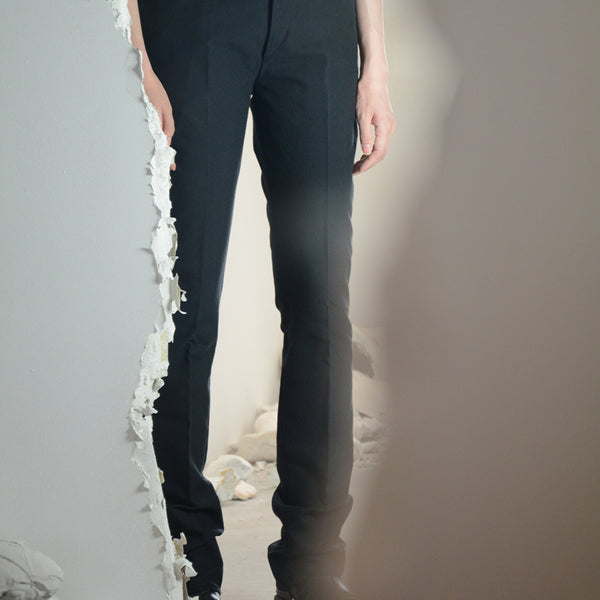 OVERLOCK BREADSTICK TROUSERS